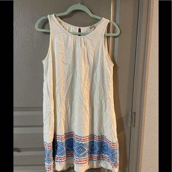 Modern Vintage Dresses & Skirts - Modern Vintage Womens Small Embroidered Dress